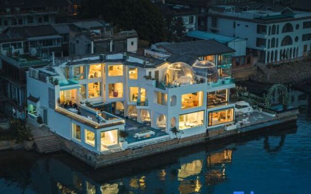 Tinghua Island Garden Resort