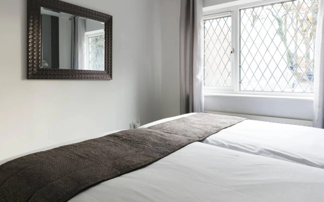 Peymans - The Addenbrooke's Suite Serviced Apartment