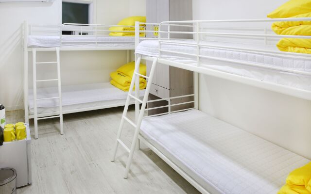 24 Guesthouse Yeosu