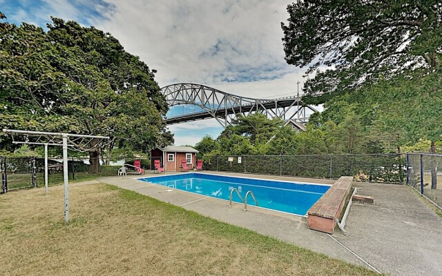 11emerap 4 Bedroom Home