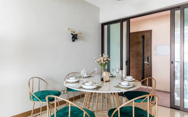 Locals Boutique Apartment Huafa Plaza 28