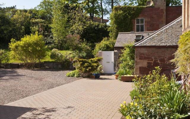 Inchgarry Court Main