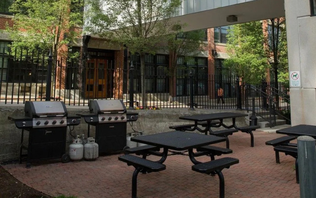 Global Luxury Suites at the Mill