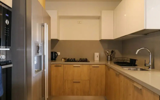 Astonishing 3BR with Balcony in Miraflores
