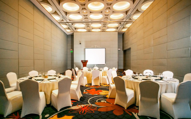 Luxent Hotel