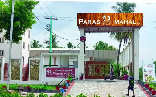 Paras Mahal