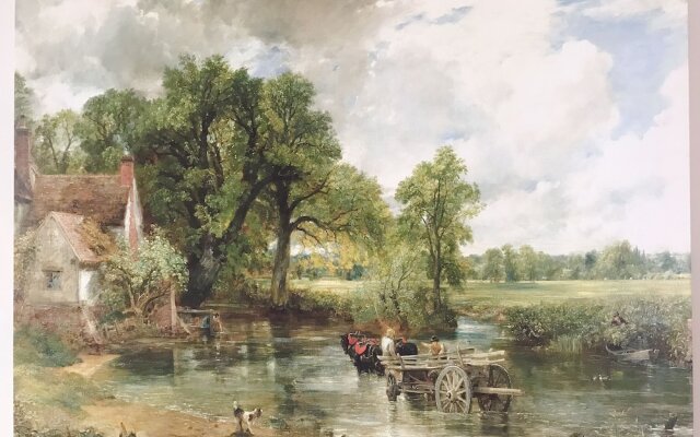 Taining Happy Stone Duplex Apartment