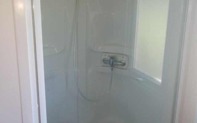 Property With 3 Bedrooms in Sérignan, With Furnished Garden