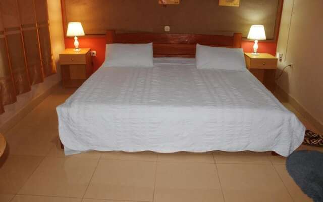 Budget Double Room in Luxurious Delta Resort