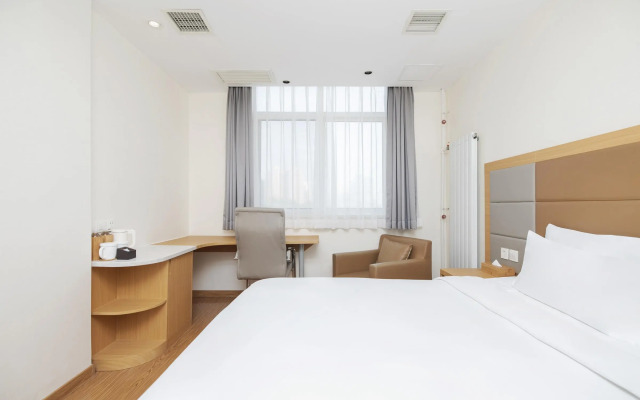 Ji Hotel (Xishao Gate Xian)