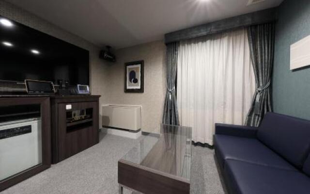 Hotel Birthday Gifunishi (Adult Only)