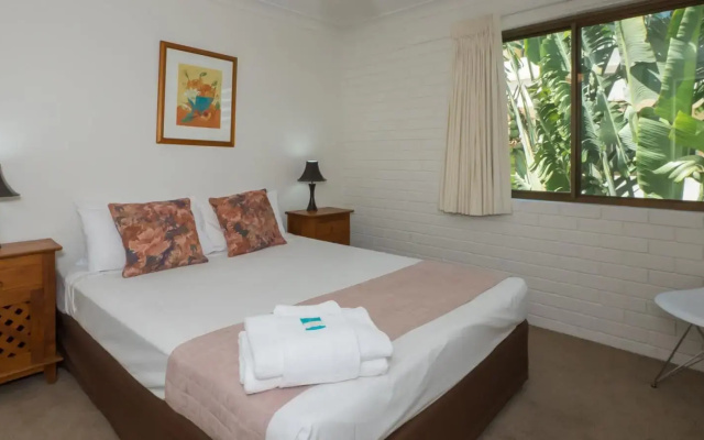 Trickett Gardens Holiday Inn