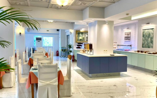 Hotel Paloma Blanca