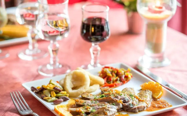 Logis Hotel du Val dAure