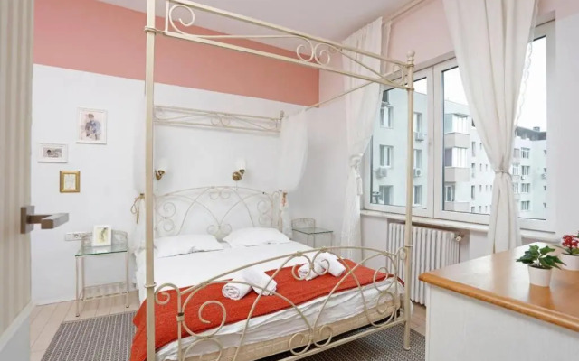 Apartment University