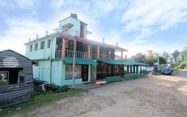OYO 24221 Daneys Guest House