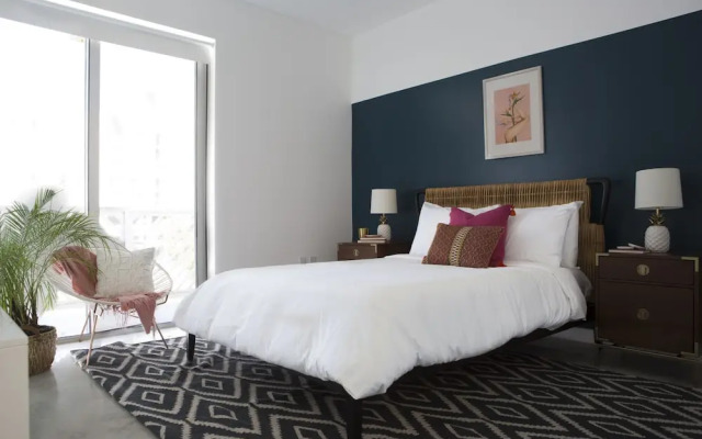 Sonder Biscayne Stunning 3BR + Balcony