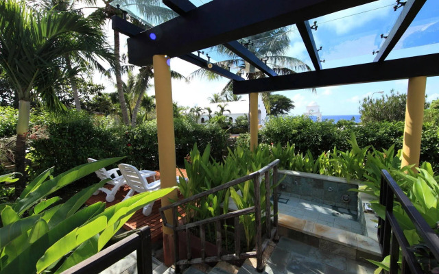 Mariana Resort & Spa