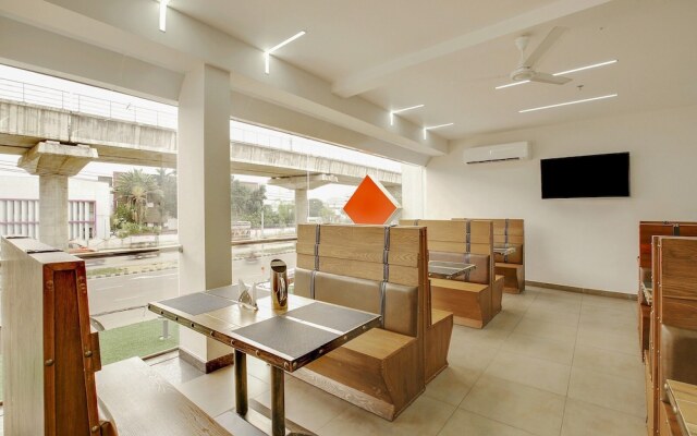 Capital O 22459 Edasserys Kalamassery Tourist Home