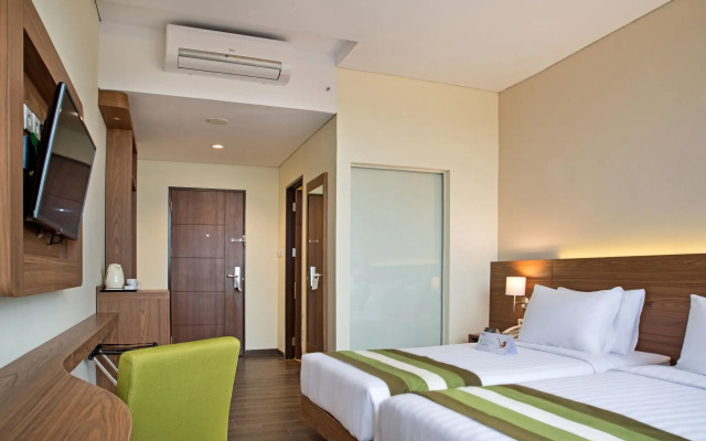 Grand Whiz Hotel Poins Simatupang Jakarta