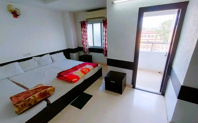 Staymaker Chakra Nayan Tara Sonu Inn