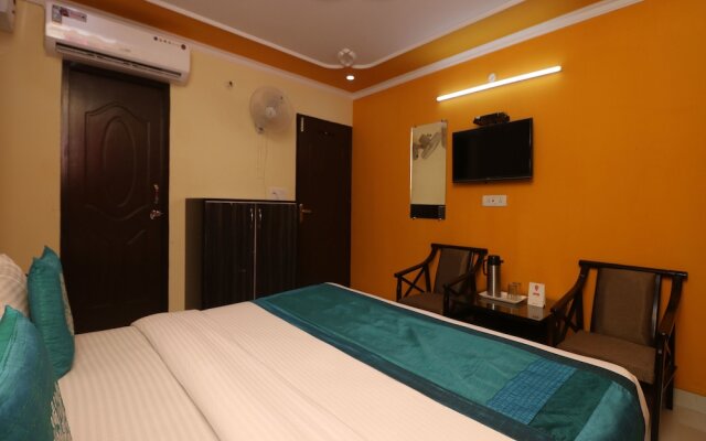 OYO 9809 Hotel Shree Residency