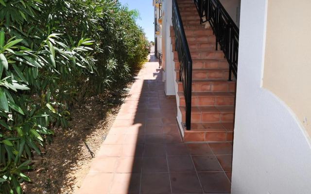 Oura Sea View by OCvillas