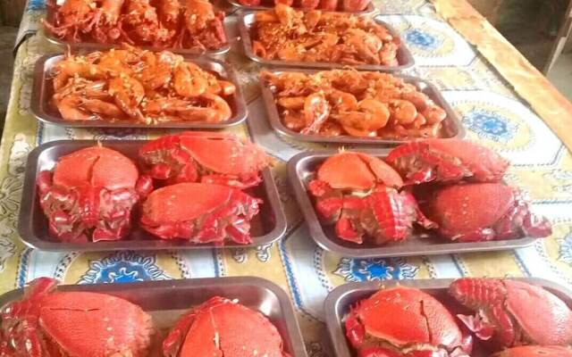 Blue Lagoon Inn and Restaurant