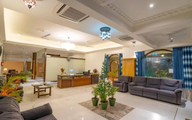 Hotel Narmada River View