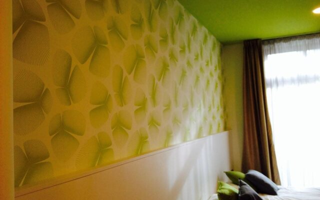 The Hotel 592