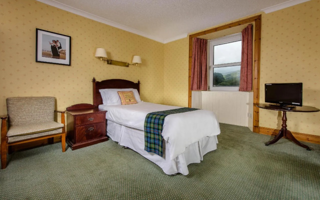 Muthu Dalmally Hotel