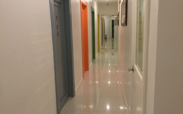 VIP Suite Hostel - Makati