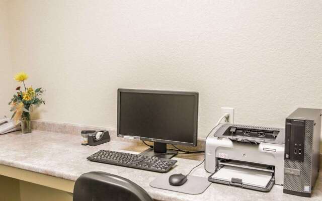 Sleep Inn & Suites Gonzales near Palmetto State Park