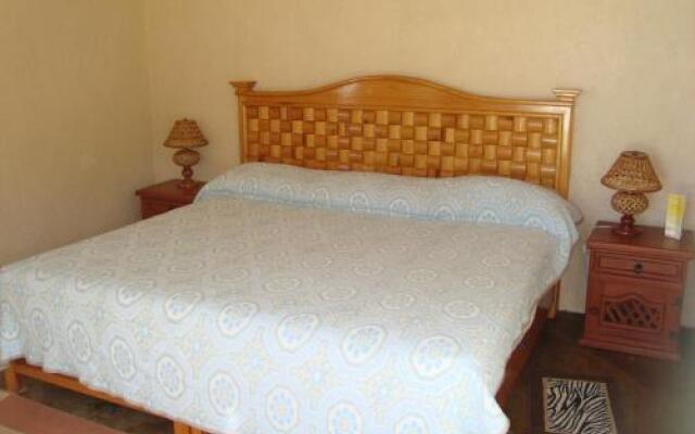 Hotel Brisas del Lago