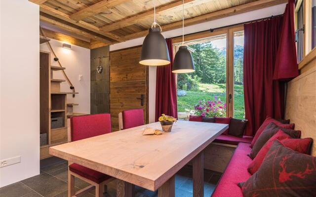 Apartment in Chalet Pizzo Fiamma