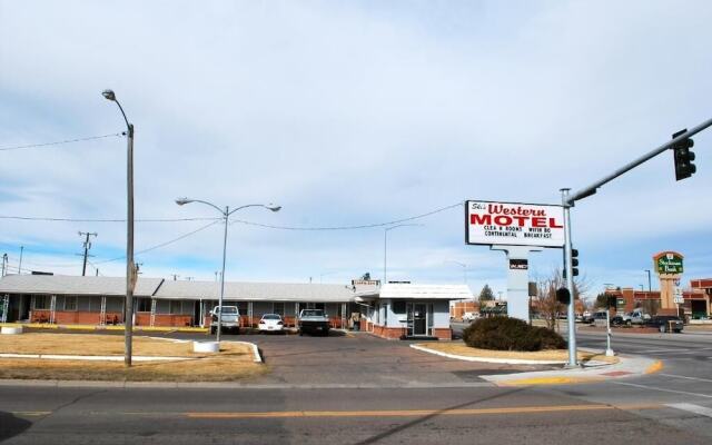 Ski's Western Motel