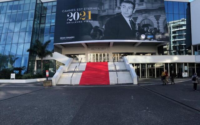 Brand new studio in the heart of Cannes