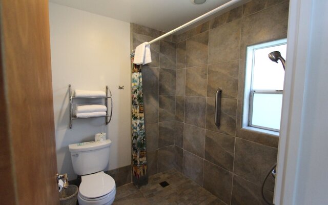 Edgewater Beach Motel