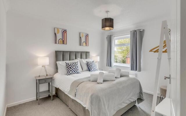3 Bedroom Stylish Home in Norwich