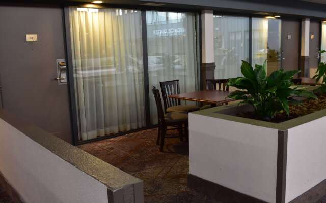 Wyndham Garden Ann Arbor