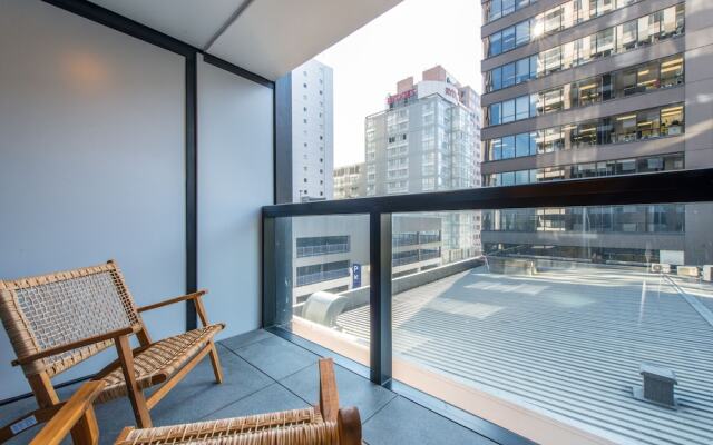 JHT - 2 BRM Apartment Level 5, Opposite to SkyTower