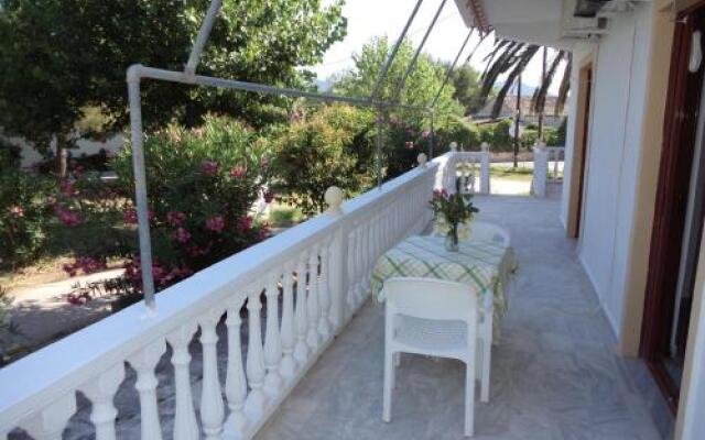 Renesis Studios & Apartments