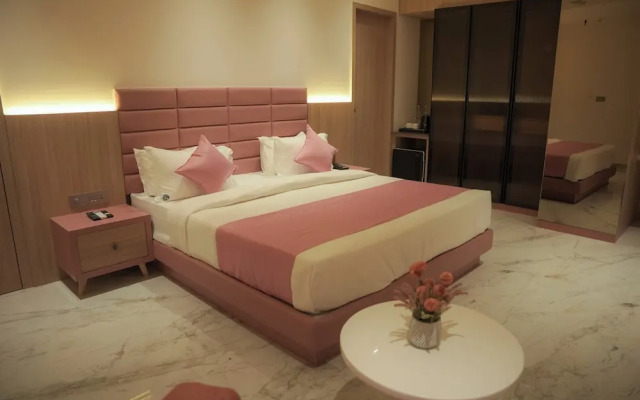 Sudarshan Palace By Spree