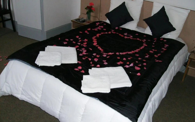 Logis Hôtel Pedussaut