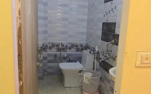 Sunrise Hotel & Restaurant