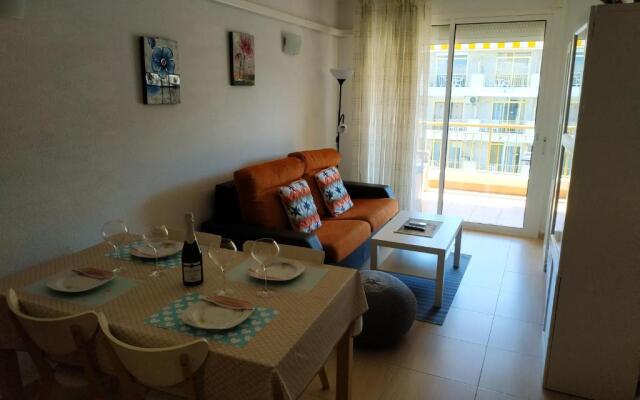 Apartment with 2 bedrooms in Salou with wonderful city view shared pool furnished balcony 300 m from the beach