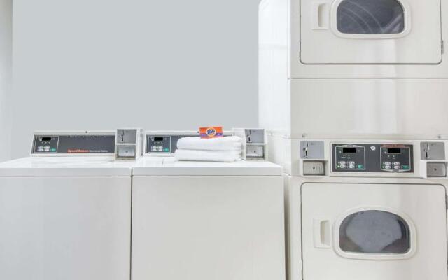 Tru by Hilton Chicopee Springfield