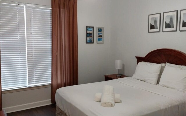 Cozy Condo Near Disney Parks