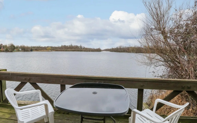 Cygnus Boathouse
