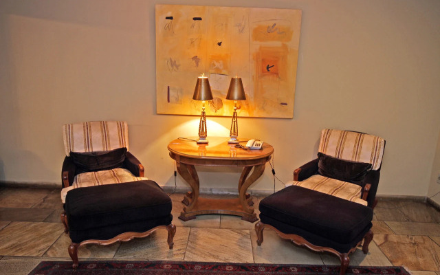 San Raphael Country Hotel